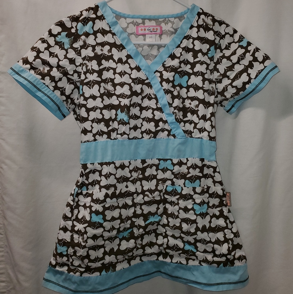 Koi xs butterfly scrub top
